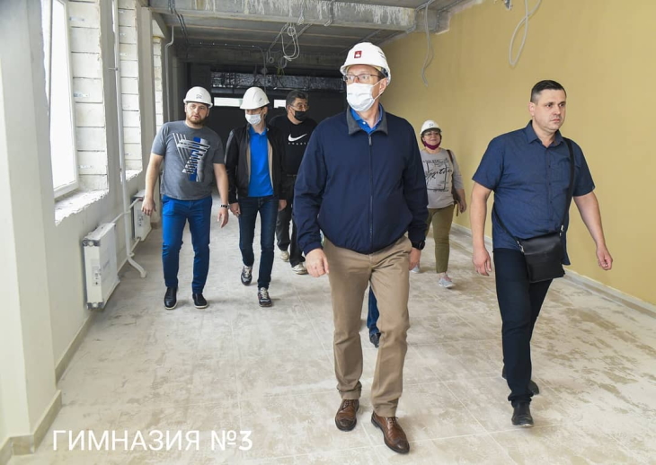 На Гайве завершается строительство школы на тысячу мест