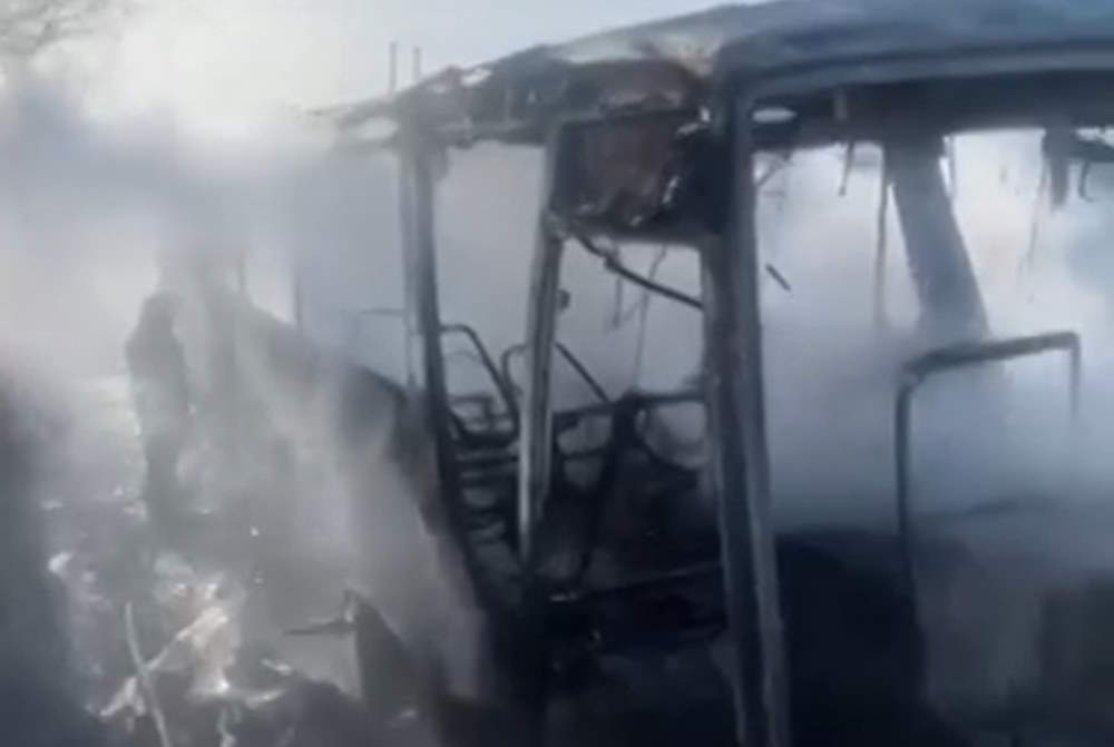 В Перми на стоянке сгорел автобус