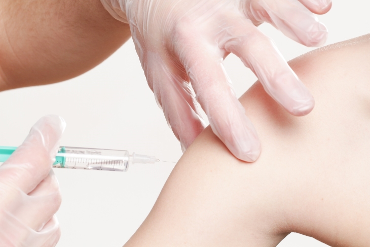 Также в компании «РКС НОВОГОР-Прикамье» проводится вакцинация против гриппа и против вирусного гепатита «А». 