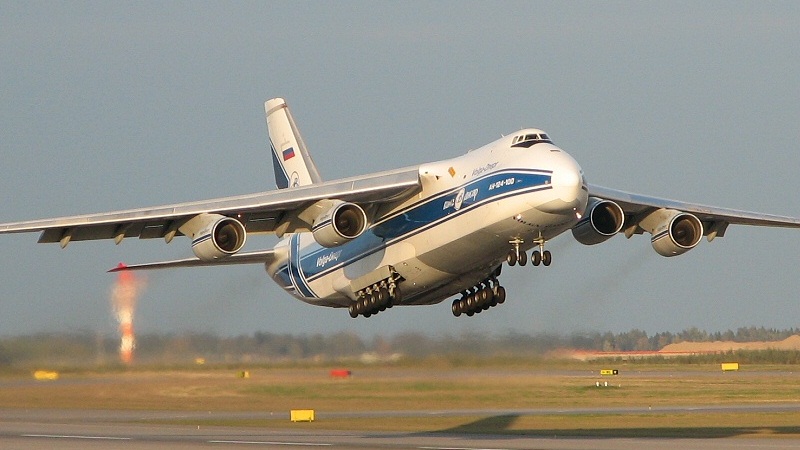 Ан-124-100 «Руслан» — крупнейший в мире грузовой гражданский самолет