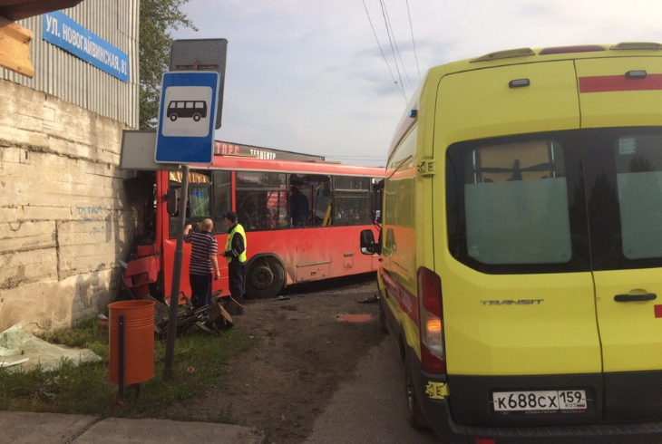ДТП на Гайве: водитель задержан, 33 пассажира в больнице