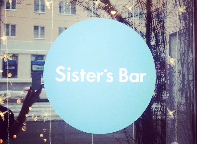 Sisters bar
