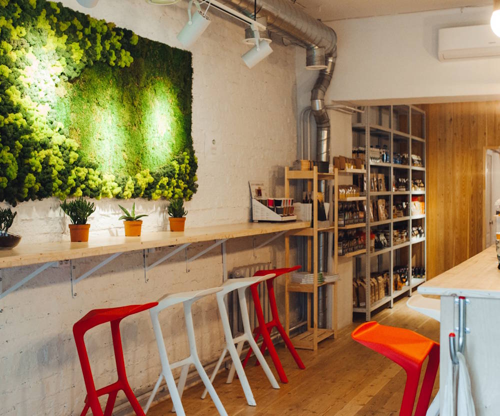 На месте кафе Garage Healthy Bar в Перми откроется поп-ап винный бар
